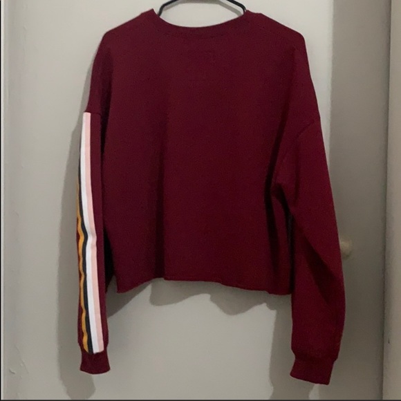 Maroon cropped Hollister sweatshirt. - Picture 3 of 3